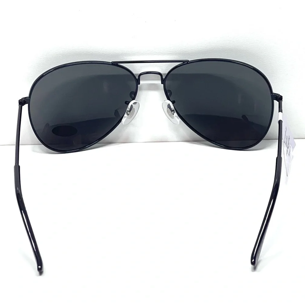 🆕 NWT Privé Revaux The Commando 2.0 Sunglasses with Case & Cleaning Cloth